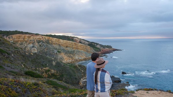Quels sont les meilleurs spots pour une croisière en voilier dans les îles Éoliennes?